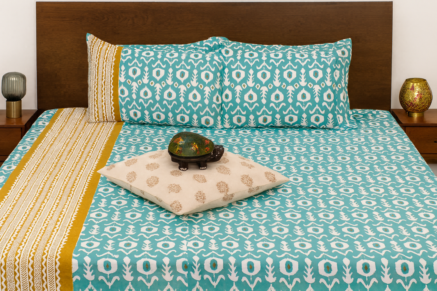 Iktara Print Premium Cotton King Size Bedsheet - Turquoise Blue