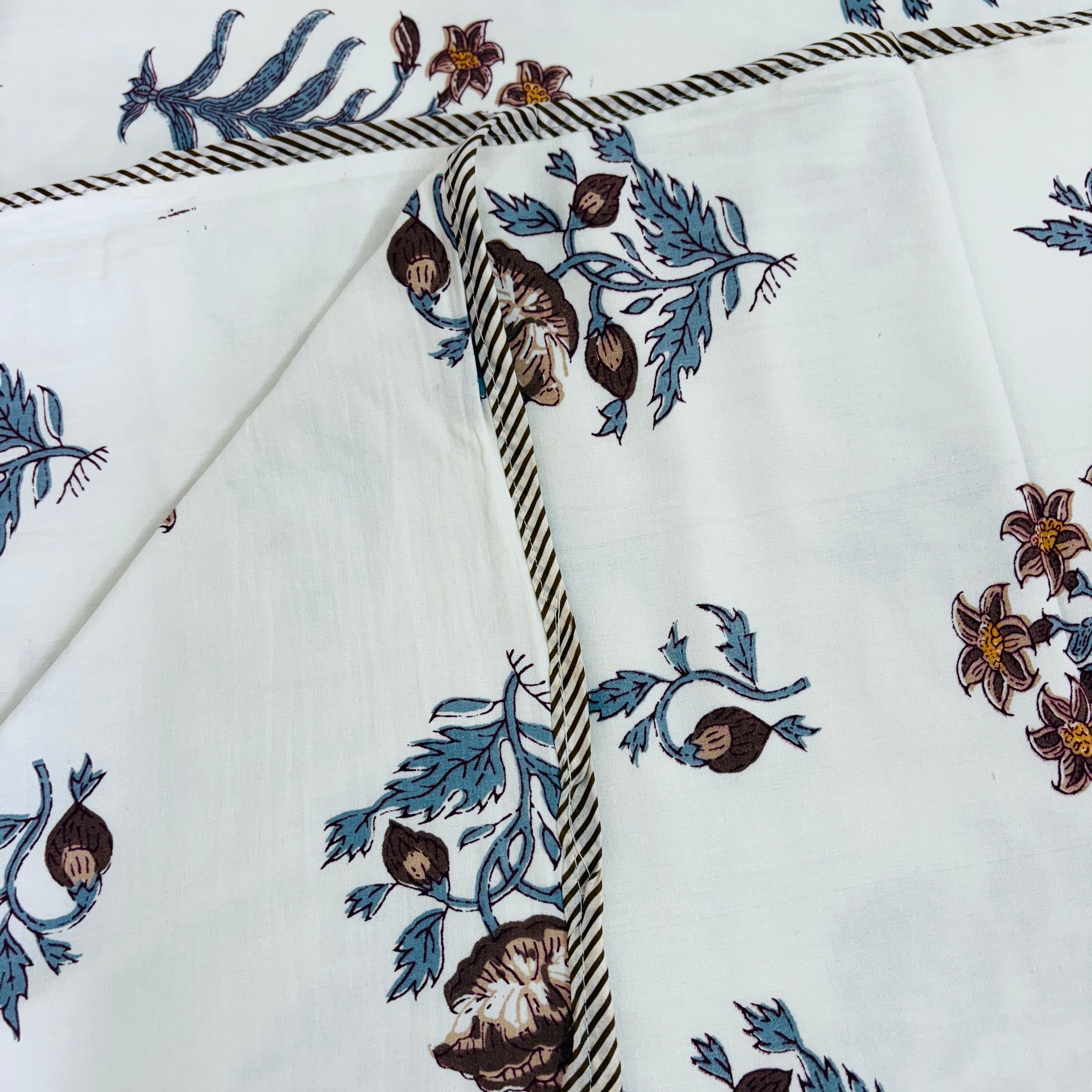 Comfort Weave White and Blue Mulmul Cotton Dohar