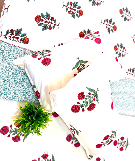 Comfort Weave White and Red Mulmul Cotton Dohar