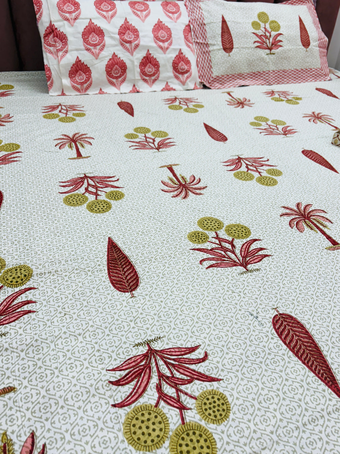 Saffron Dreams Premium Cotton King Size Bedsheet
