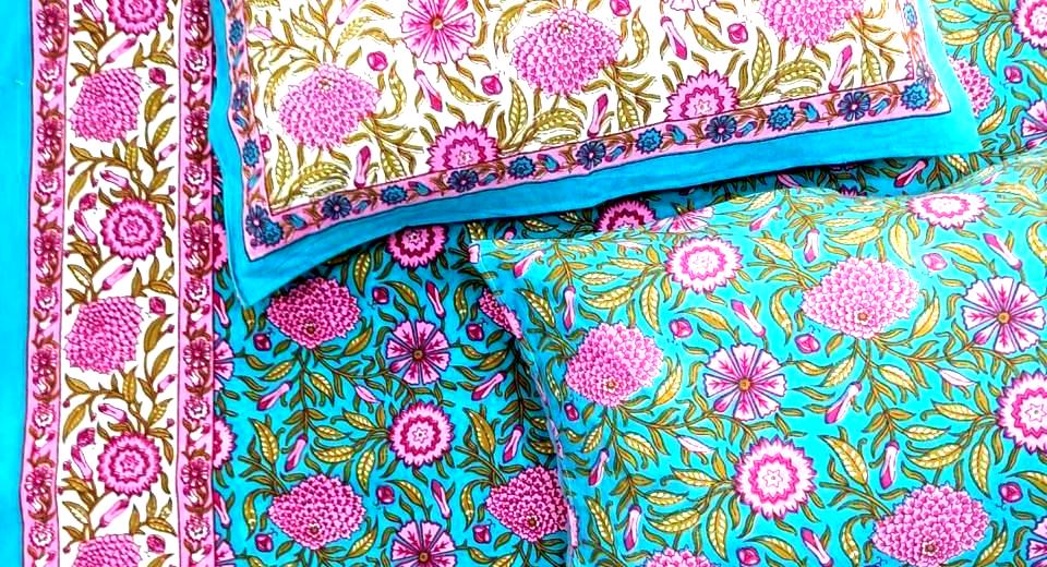 Turquoise Bloom Premium Cotton King Size Bedsheet